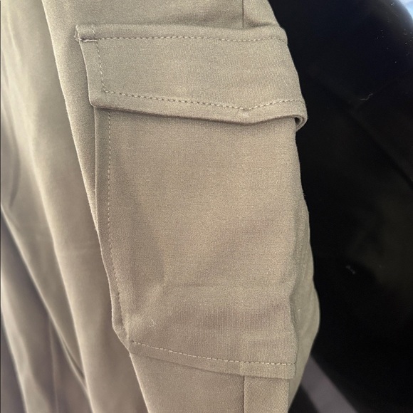 NWOT Ricki’s Olive Green Cargo Pants - Picture 3 of 5